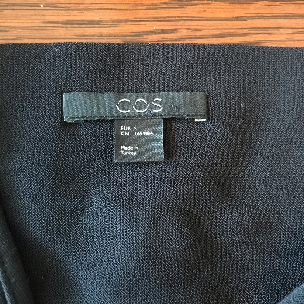 COS top - Picture 3 of 5
